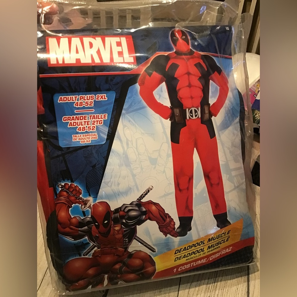 Marvel Deadpool muscle adult plus 2xl 48-52-NEW